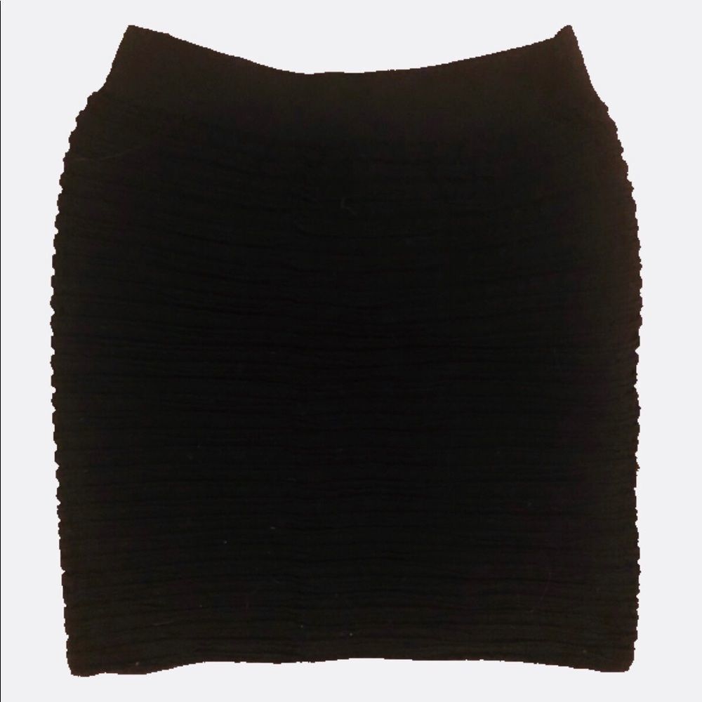 3 FOR $15 🙌🏼 One Size black ribbed skirt M U.S.A nearly new